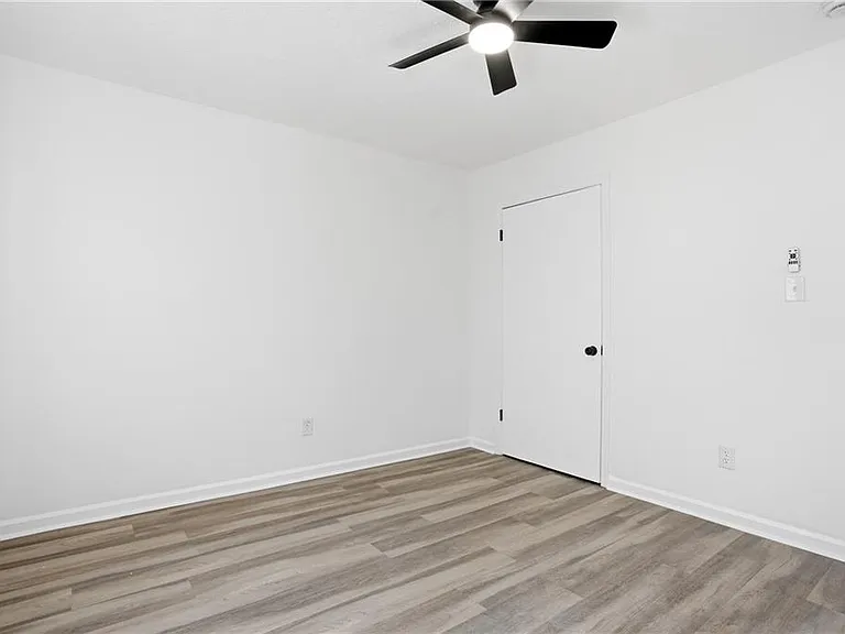 858 Ohara Dr — Photo 13