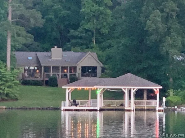 107 Poe Creek Dr, Littleton, NC 27850