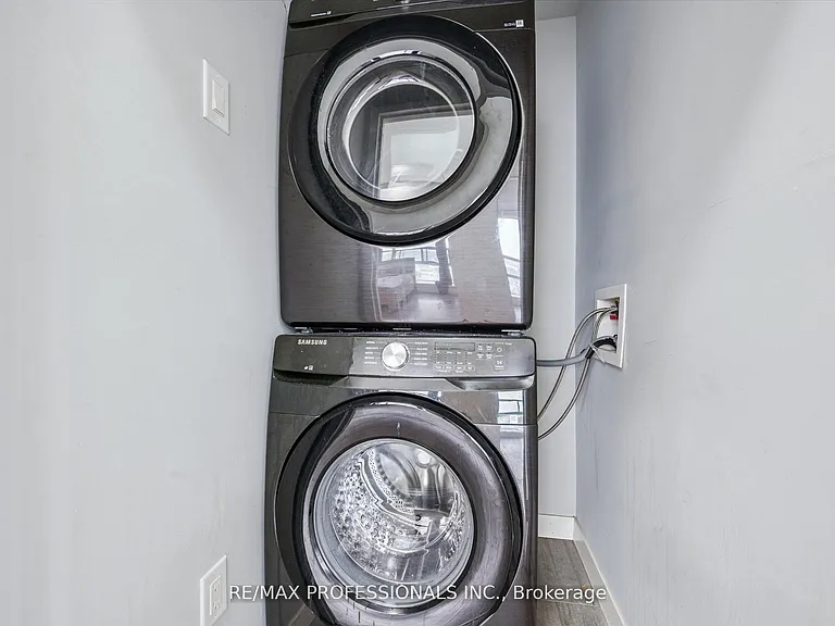 318 Spruce St #2103 — Photo 28