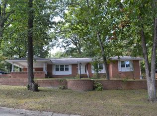 1103 Ivy Rd, Fayetteville, NC 28303