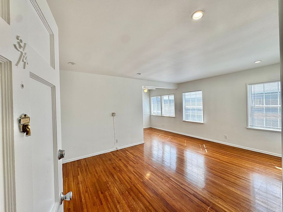 1st image of 3572-3578 Centinela Ave #234