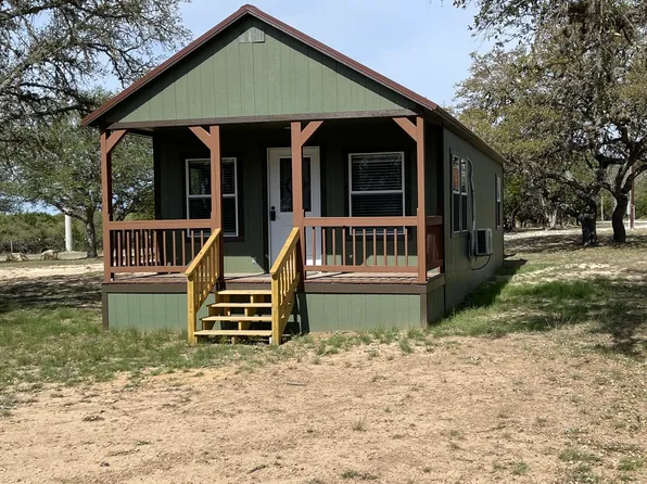 3795 Forest Trail Dr, Bandera, TX 78003