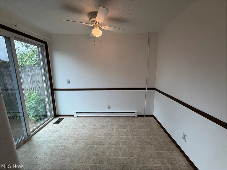 7317 Seymour St NW — Photo 9
