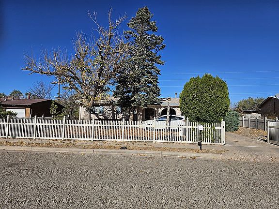 4th image of 3007 Calle Caballero