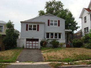 880-882 Wyoming Ave, Elizabeth, NJ 07208