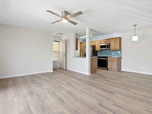 5th image of 2220 Andover Dr. #F