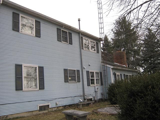 2nd image of 2825 N Scott Ct