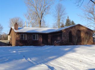 209 Seminole Ct, Midland, MI 48642