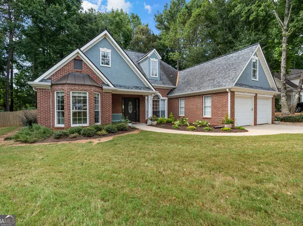 312 Freeman Forest Dr, Newnan, GA 30265