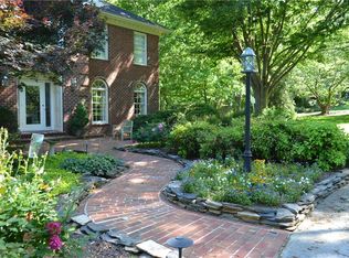 7012 May Lake Rd, Clemmons, NC 27012