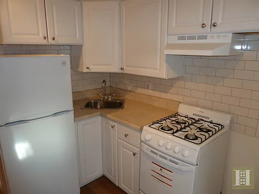 Rented by Halstead Real Estate | media 16