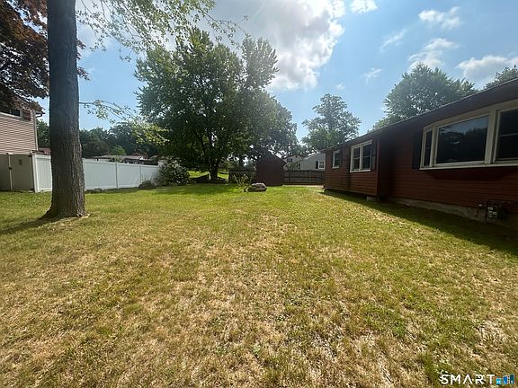 5th image of 34 Brookside Road