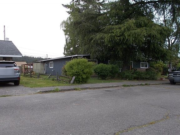 3rd image of 2236 King St