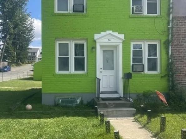 54 Parker St, Dover Town, NJ 07801