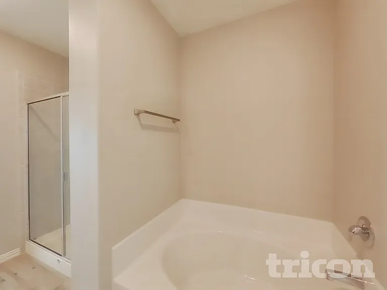 3109 Chillingham Dr — Photo 10