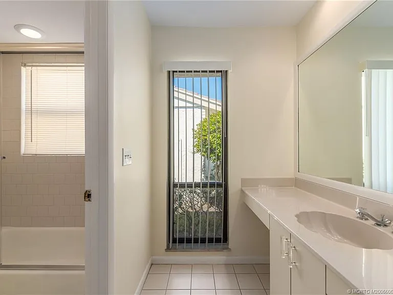 2621 SW Egret Pond Cir — Photo 16