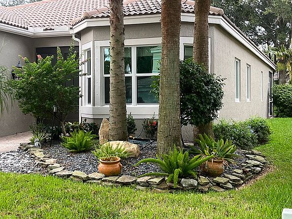 4th image of 5864 NW 49th Ln