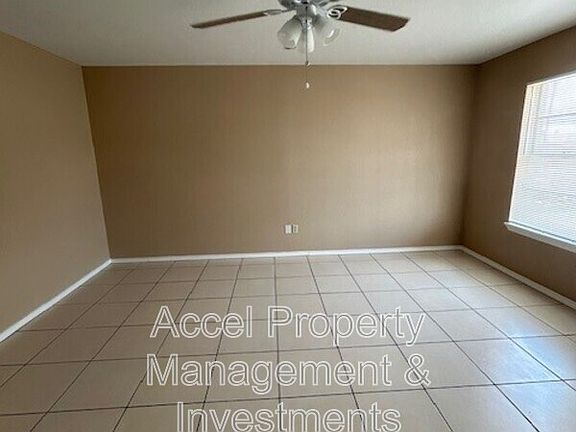 2nd image of 2401 Gumwood Ave APT 8