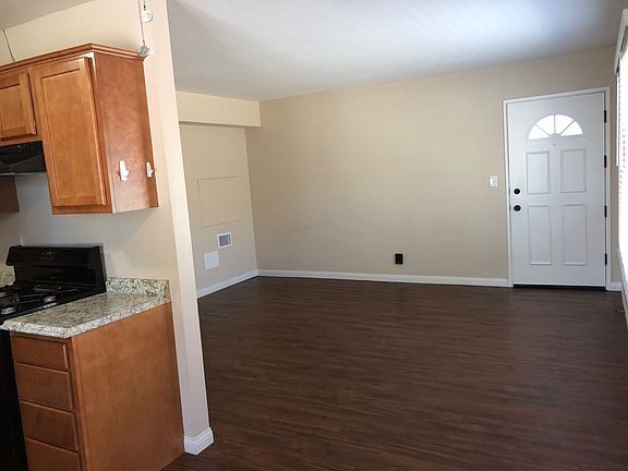 5th image of 2631 A St APT 1