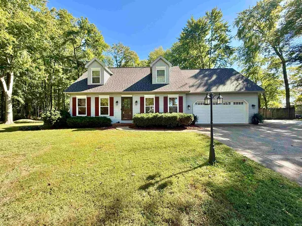 749 Saint Thomas Ct, Evansville, IN 47711