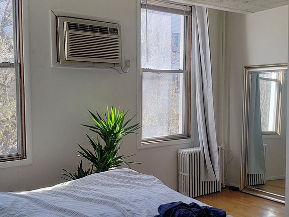 2nd image of 29 Skillman Ave APT 2R