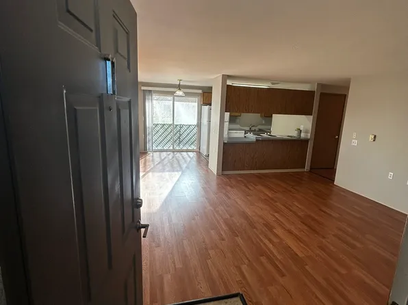15526 E 4th Ave APT 11, Veradale, WA 99037