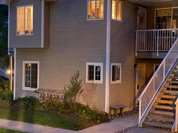 39 Spruce Ct, Bedminster, NJ 07921