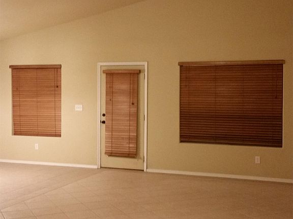 3rd image of 1522 Bradley Ct