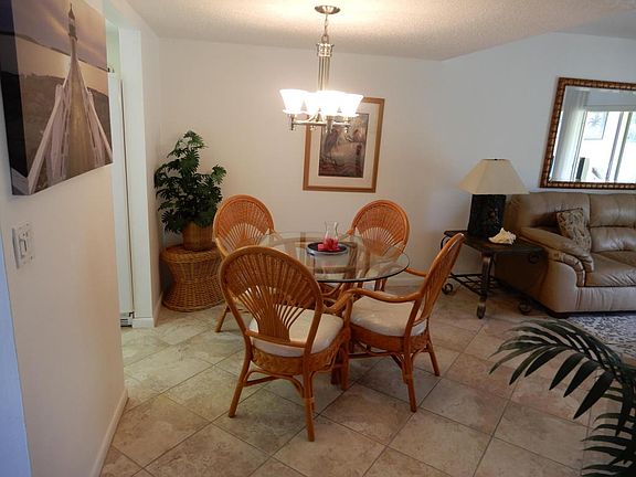 4th image of 18081 SE Country Club Dr APT 15-145