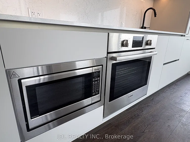 609 Sherbourne St #3109 — Photo 6