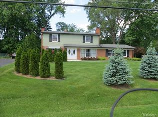 28221 Brandywine Rd, Farmington Hills, MI 48334