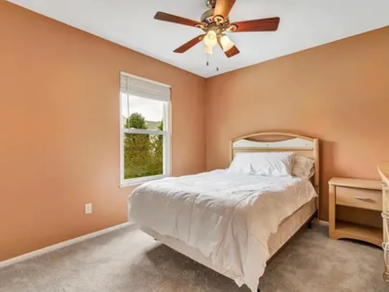 989 Oakwood Farms Ln — Photo 23