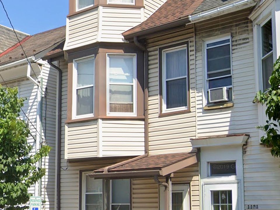 1st image of 1133 Washington St #B
