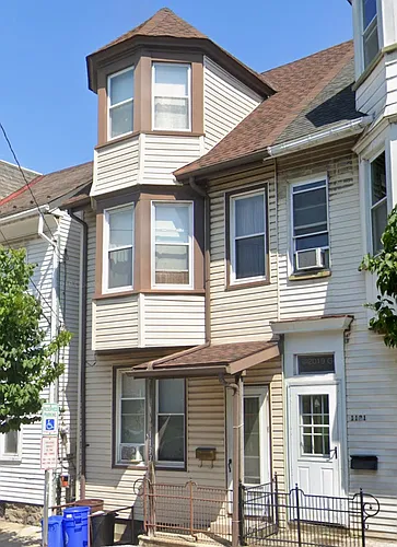 1133 Washington St #B Photo 1