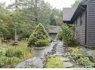 98 Old Stage Rd, Woolwich, ME 04579