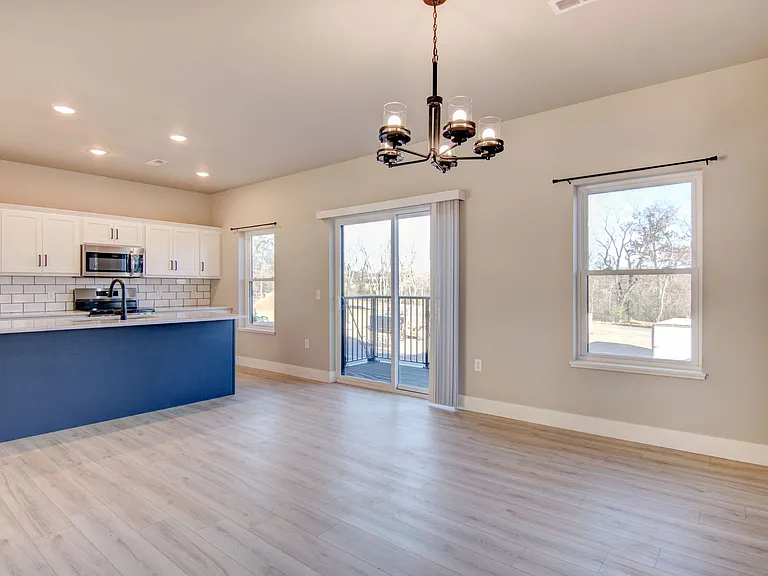 2526 Otter Tail Way — Photo 3