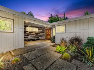 4124 American River Dr, Sacramento, CA 95864