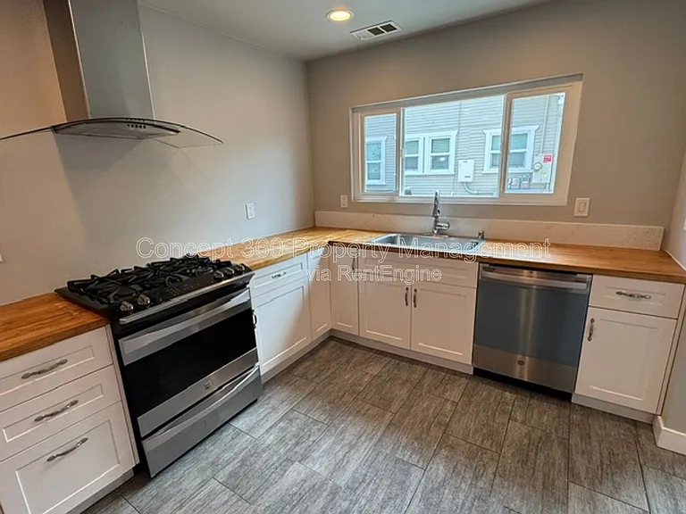 144 Primrose Ave #1 — Photo 30