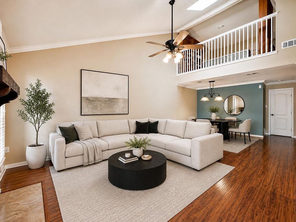 1st image of 13882 Hollowgreen Dr #810