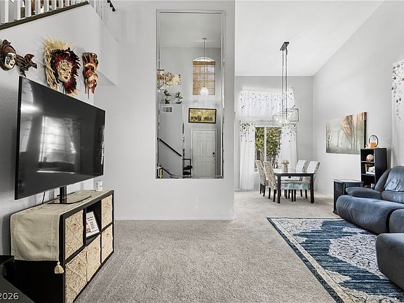 2nd image of 2444 Avenida Flores