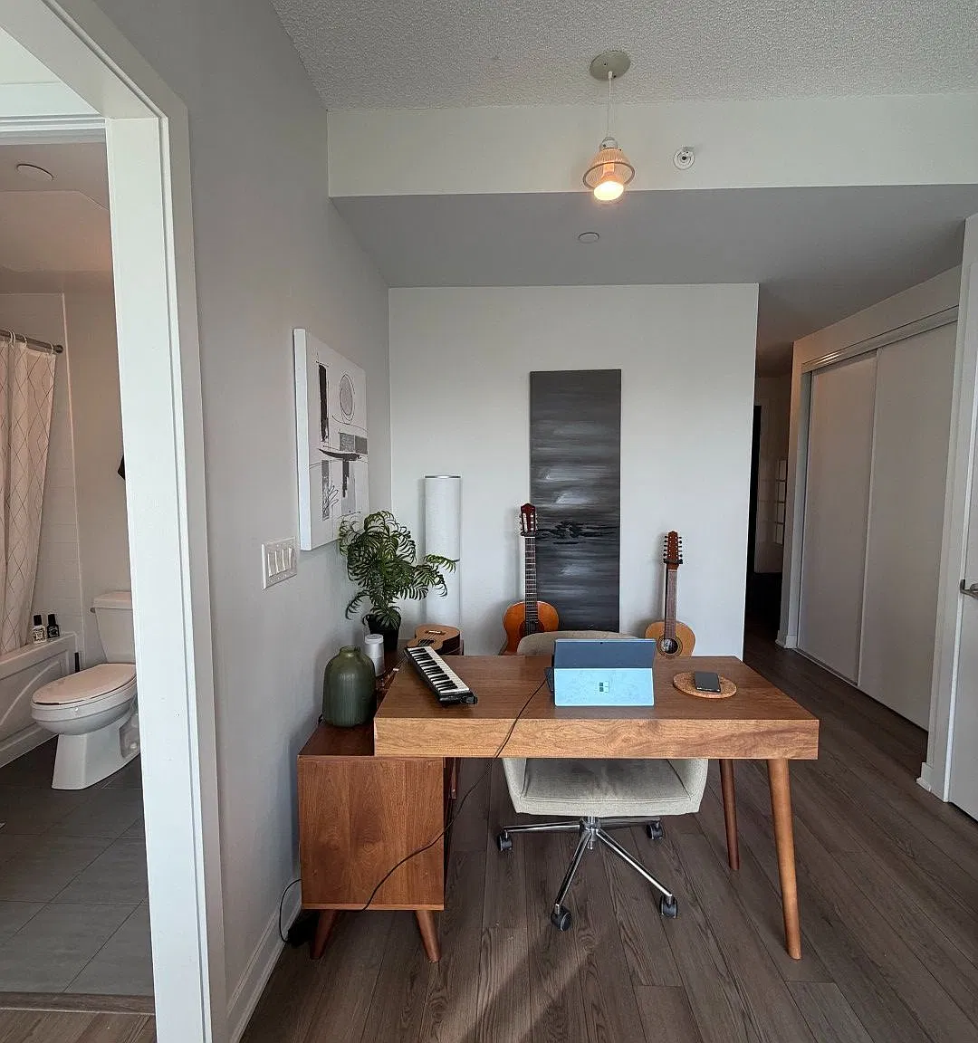 1 bed, $2,300 — Photo 4