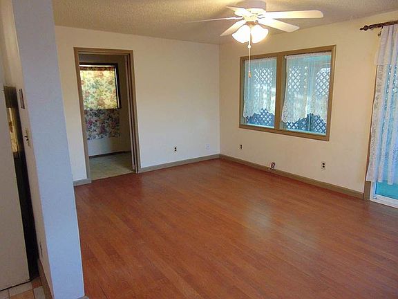 5th image of 6031 Pompeii St