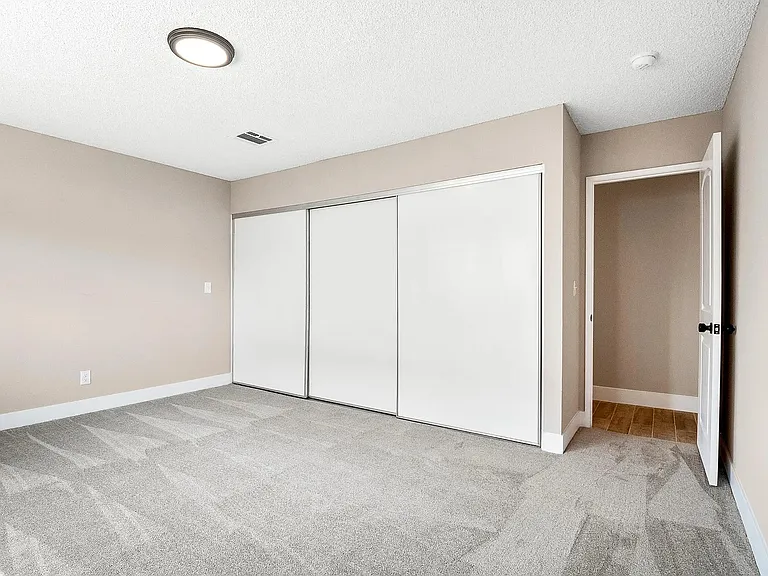 4749 W Avenue K12 — Photo 11
