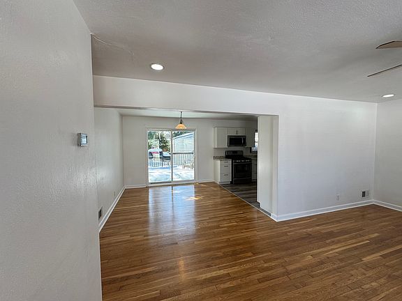 2nd image of 1831 Brookwood Rd