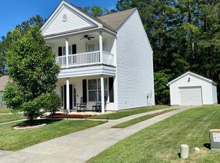 422 Farrow Ct, Moncks Corner, SC 29461