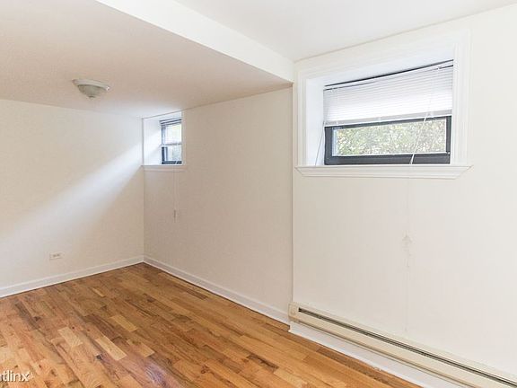 3rd image of 813 W Waveland Ave #819-GDN