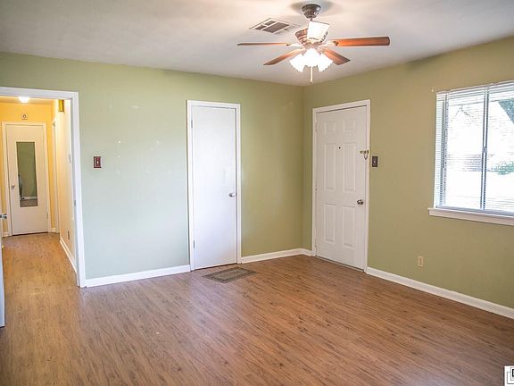 2nd image of 306 Gulpha Dr