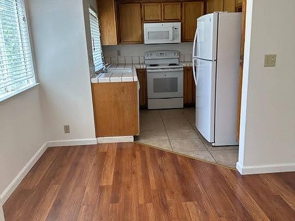 5th image of 5251 Country Forge Ln