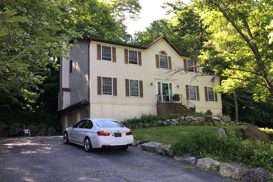 1st image of 44 Hickory Ave