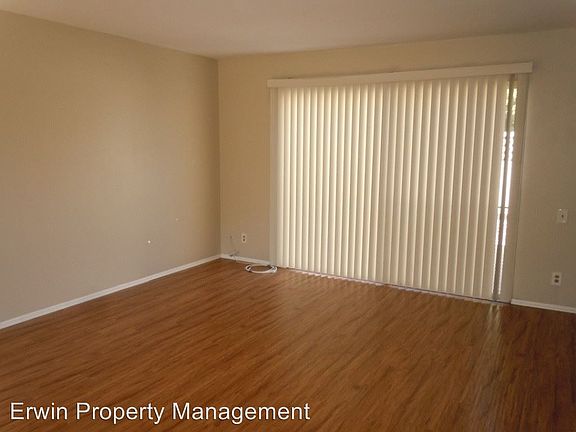2nd image of 534 Smoketree Gln